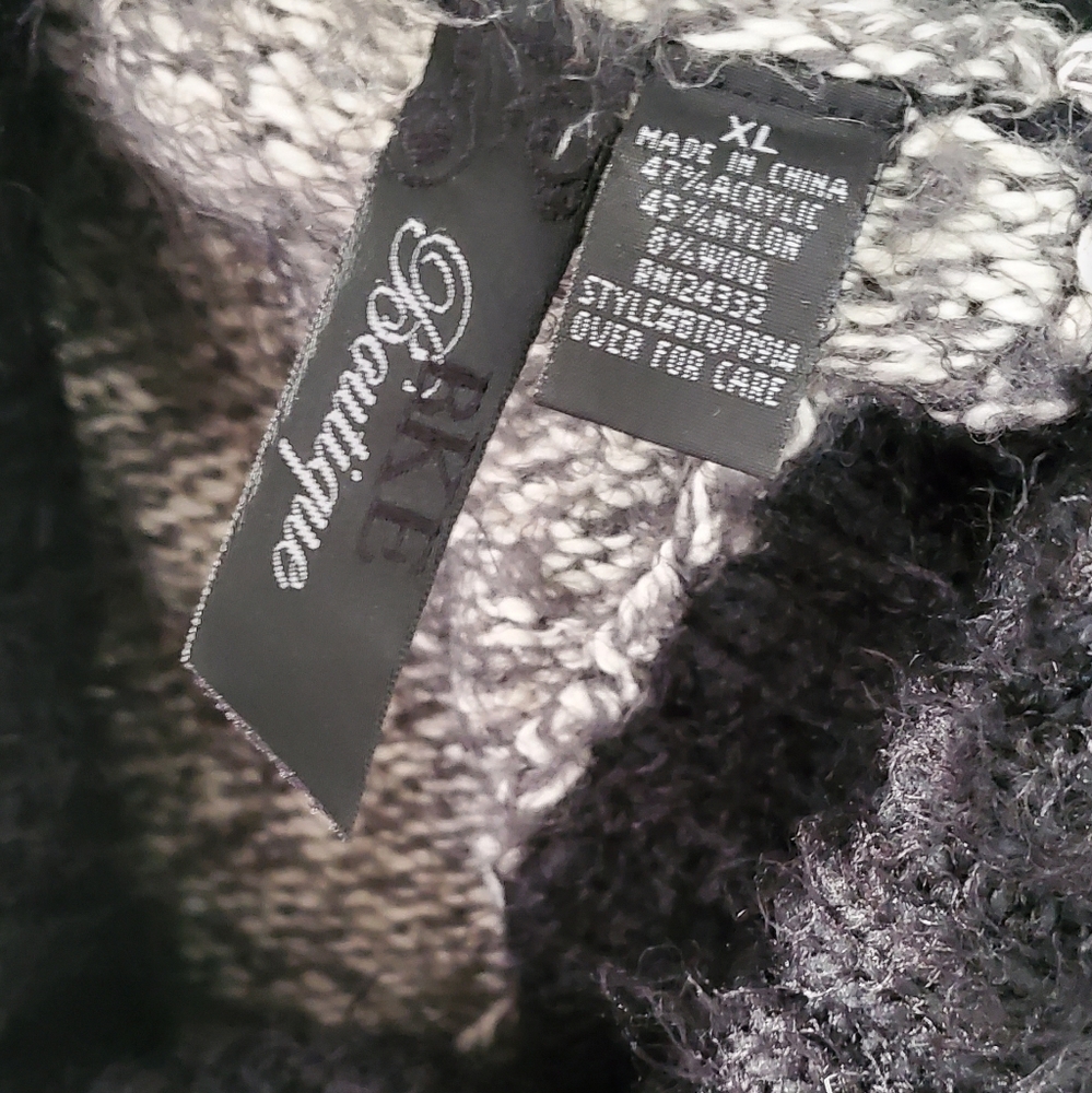 BKE Boutique Open Back Sweater - Picture 4 of 4